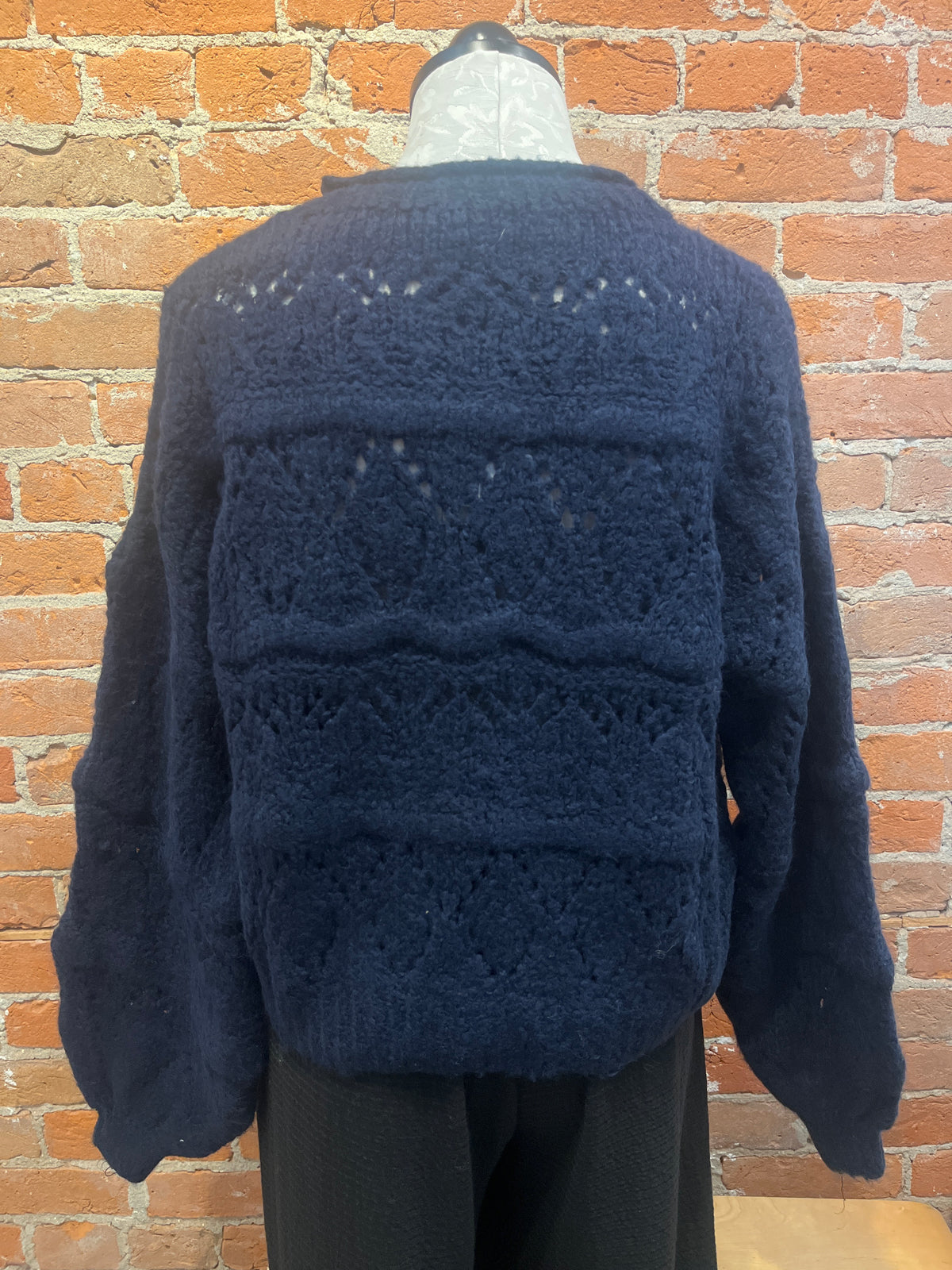 M (Made in Italy) sweater, open crochet (2 colors) 33-21629Z