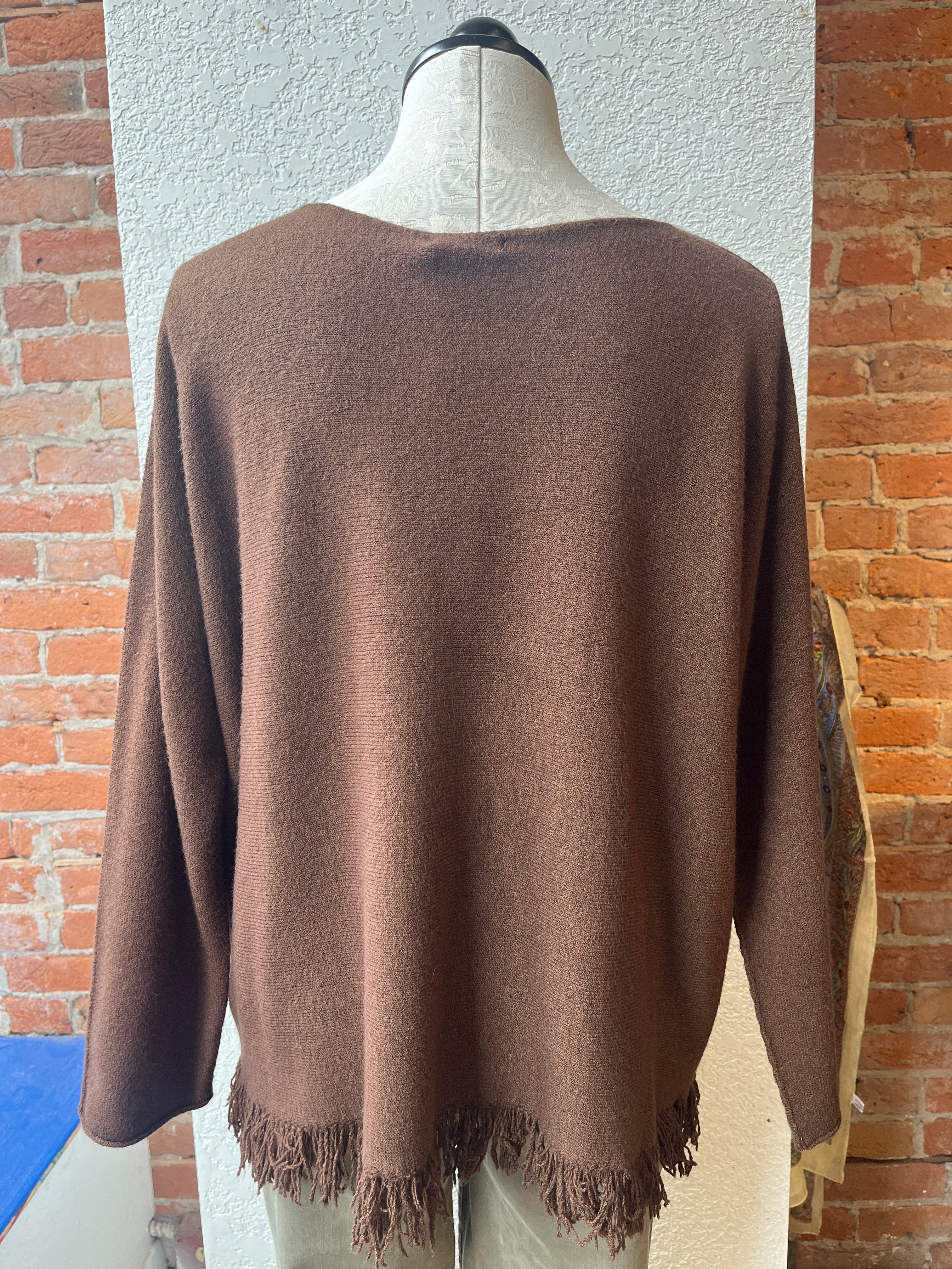 M (Made in Italy) sweater, fringed boatneck (2 colors) 33-604X
