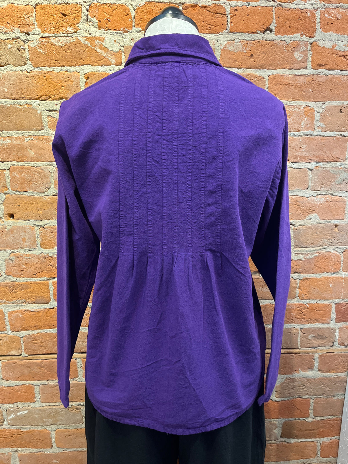Maya Jones shirt 0032, pintuck button front Purple