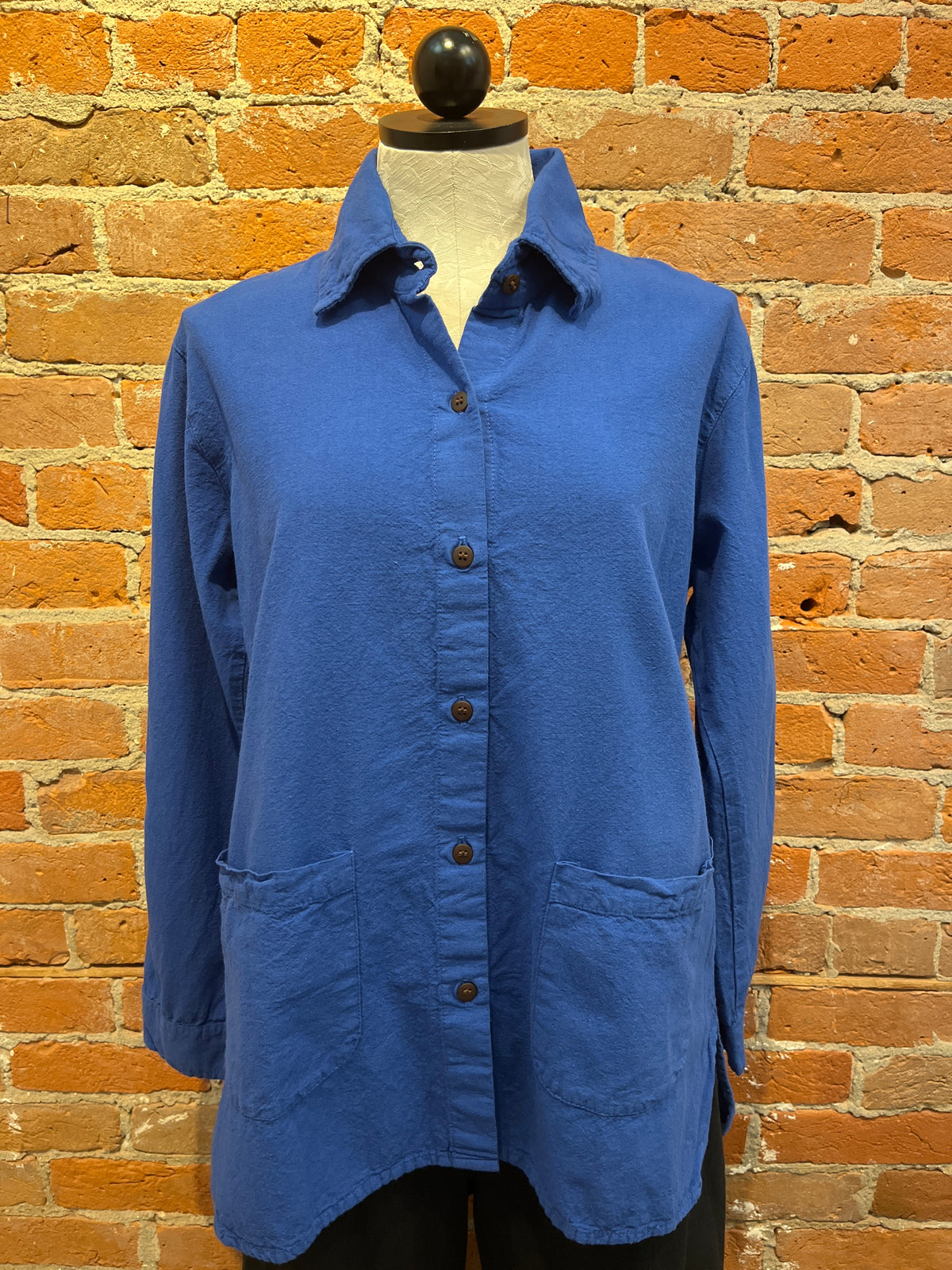 Maya Jones shirt 1716, long button front Blue