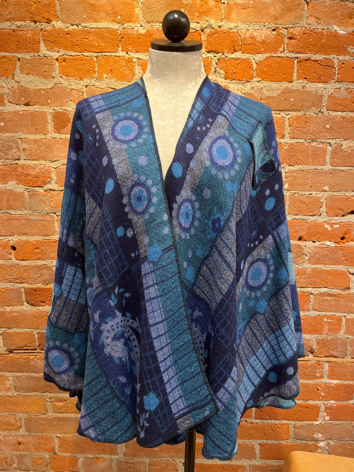 Rapti circle shawl, cashmere print (16 prints)