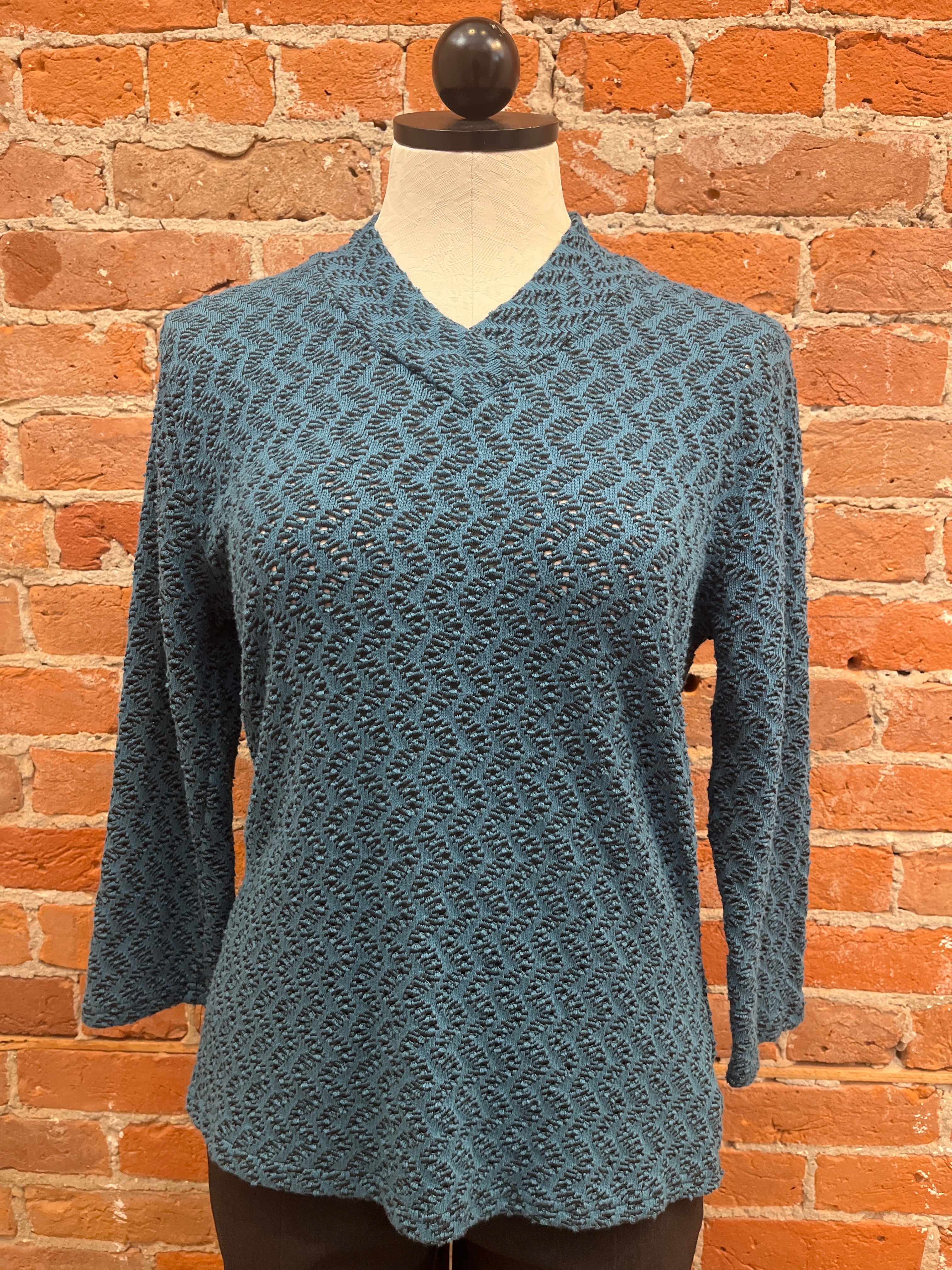 Cut Loose shirt, crochet wrap