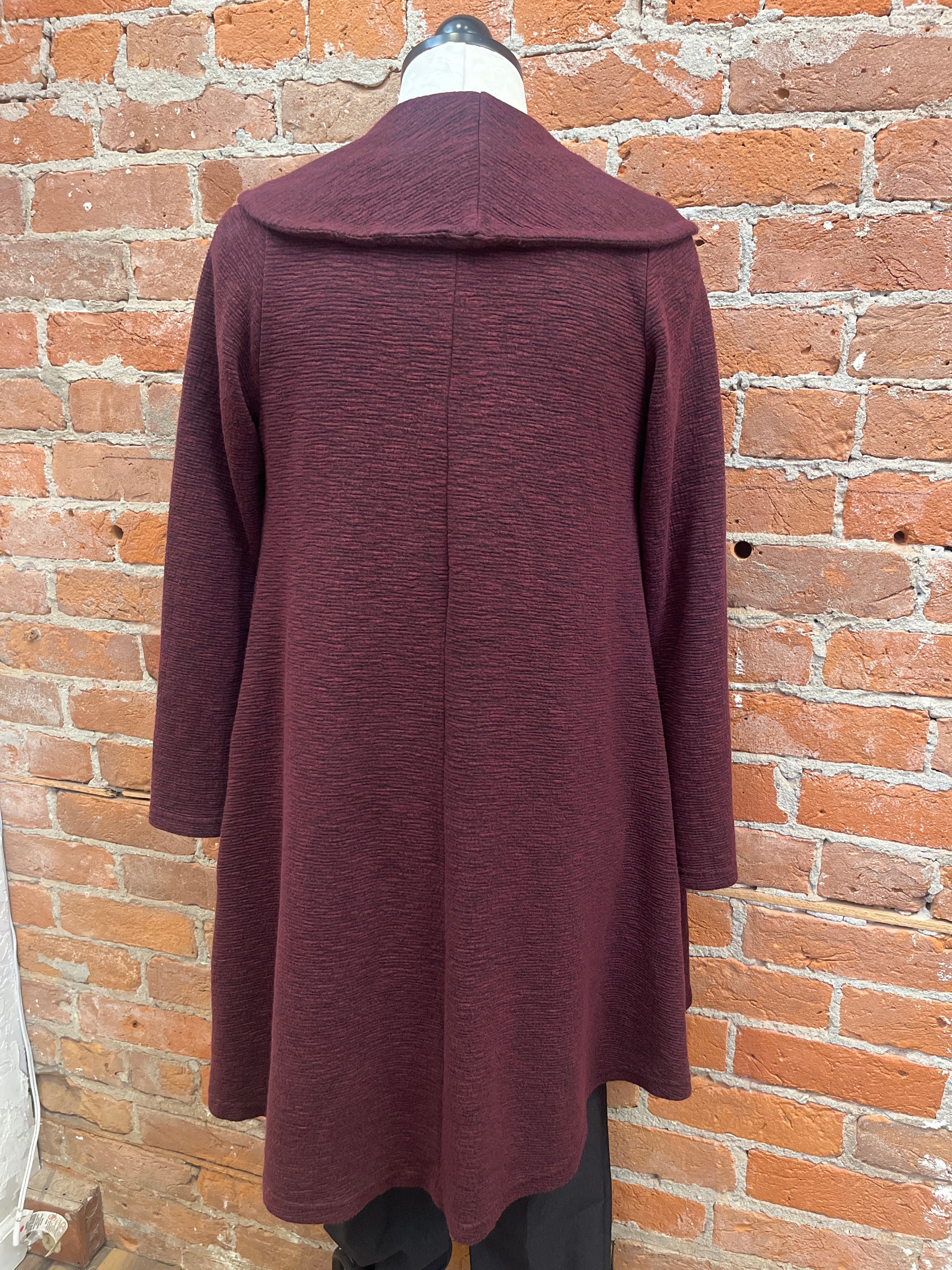 Cut Loose jacket/coat, open swing crimped