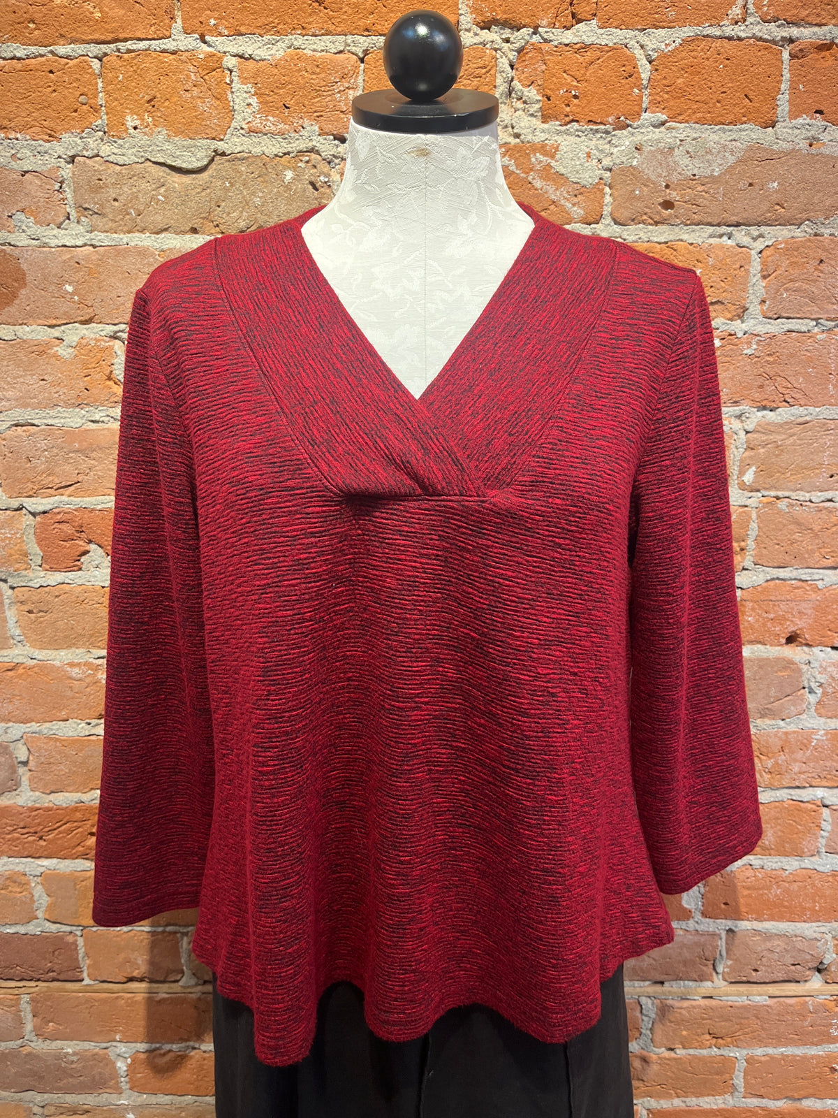 Cut Loose shirt, shawl collar crimped Maraschino
