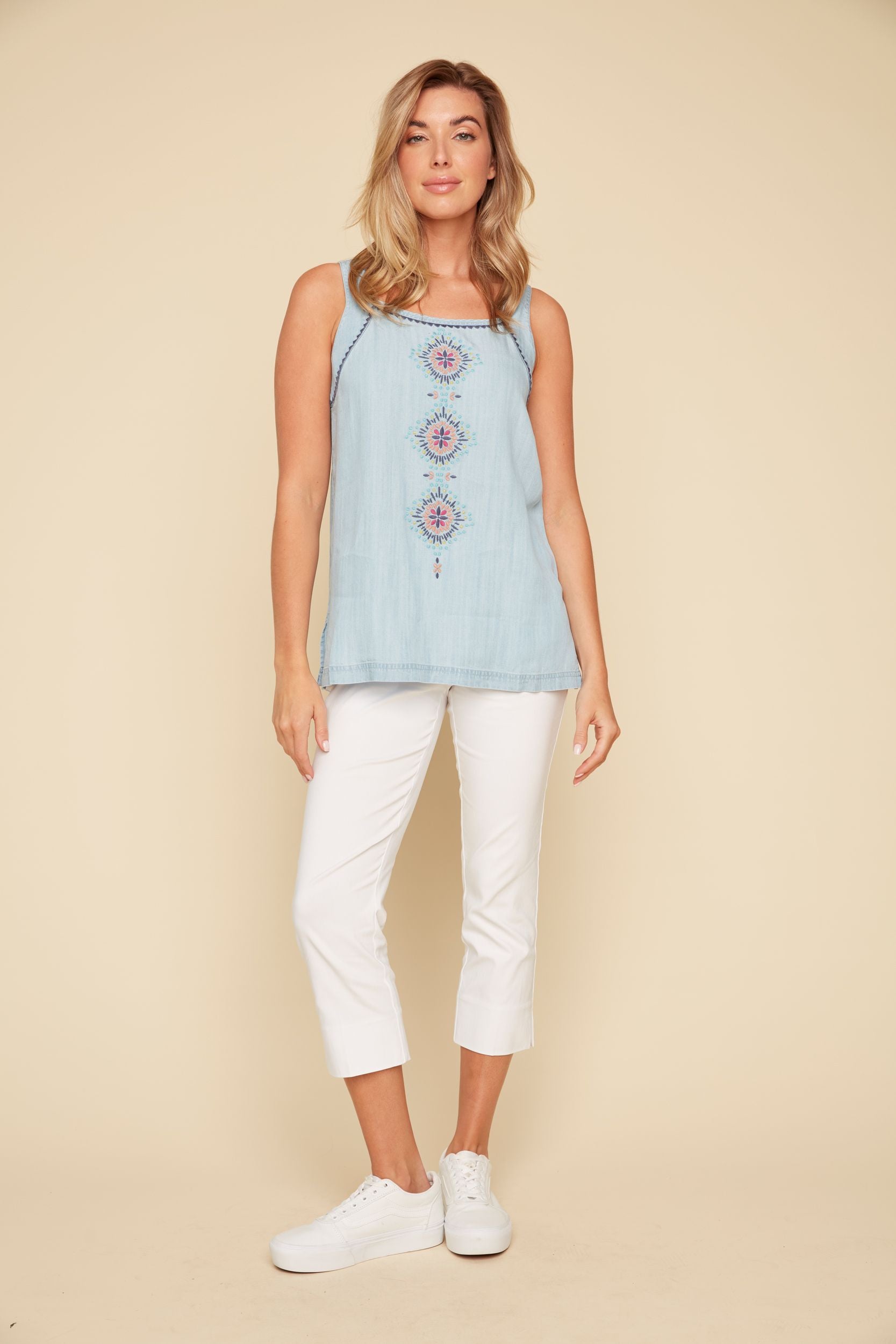 Renuar tank 5173, chambray embroidered