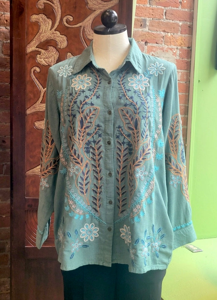 All About Her tunic 6073, embroidered viscose (2 colors)