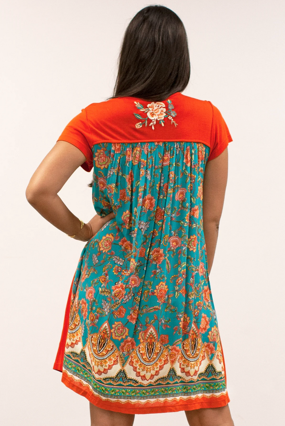 Caite Shael dress, short sleeve embroidered rayon