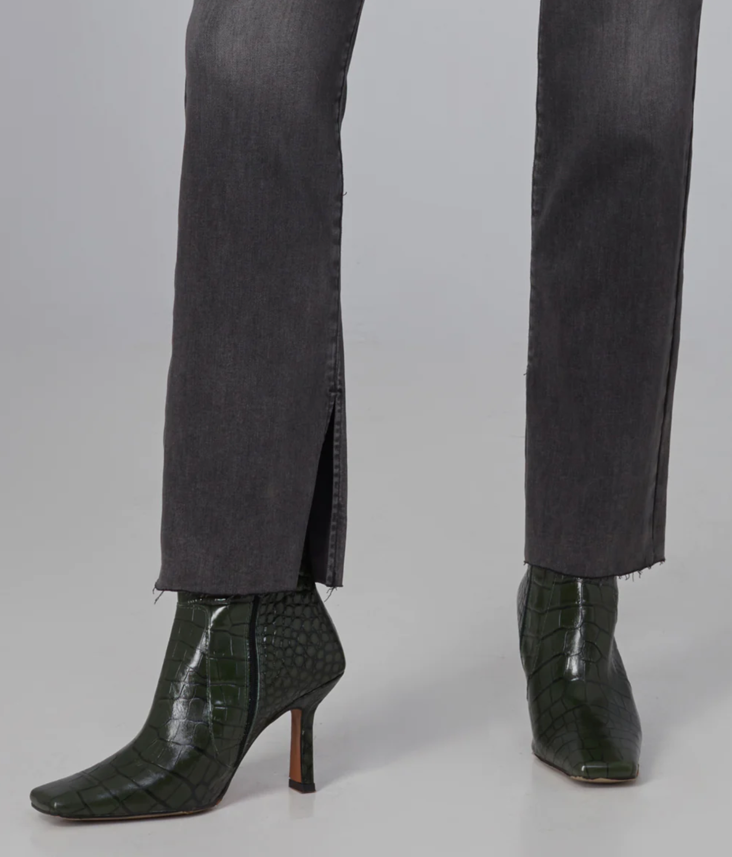 Lola Jasper jeans, mid-rise straight 32" inseam