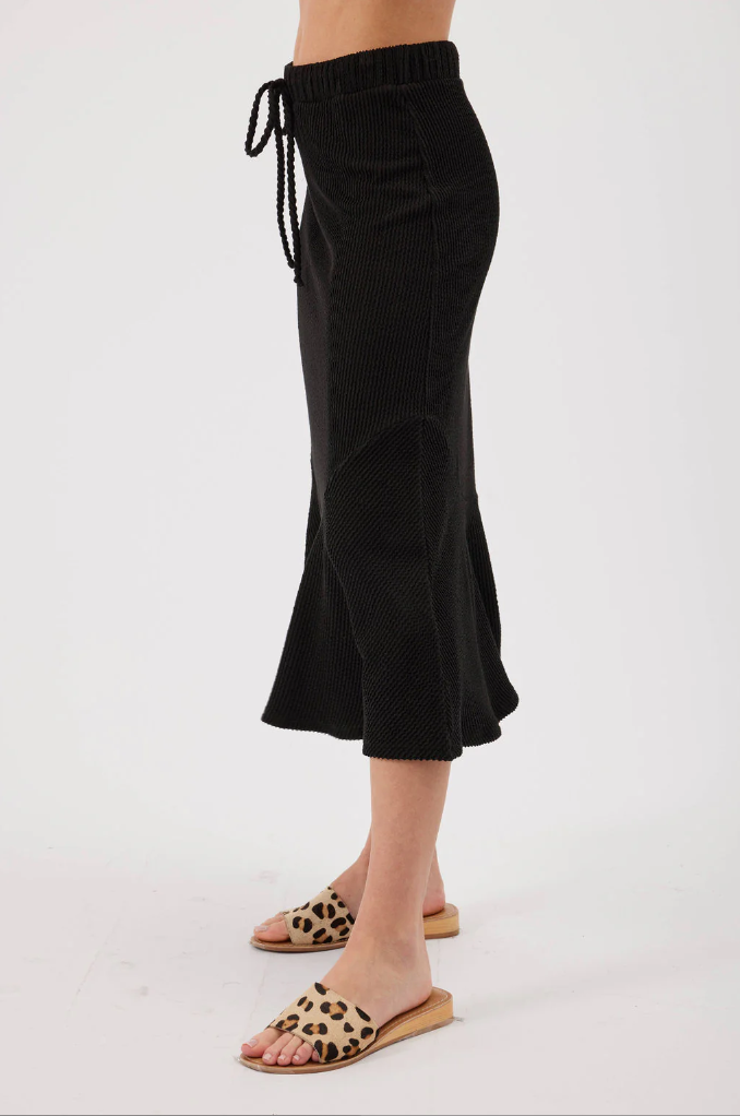 Kylie Paige Maura skirt, ribbed midi drawstring