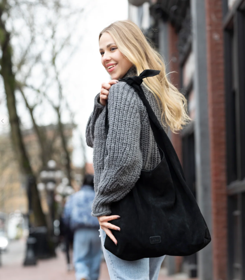 Risa purse, knot suede (8 colors)