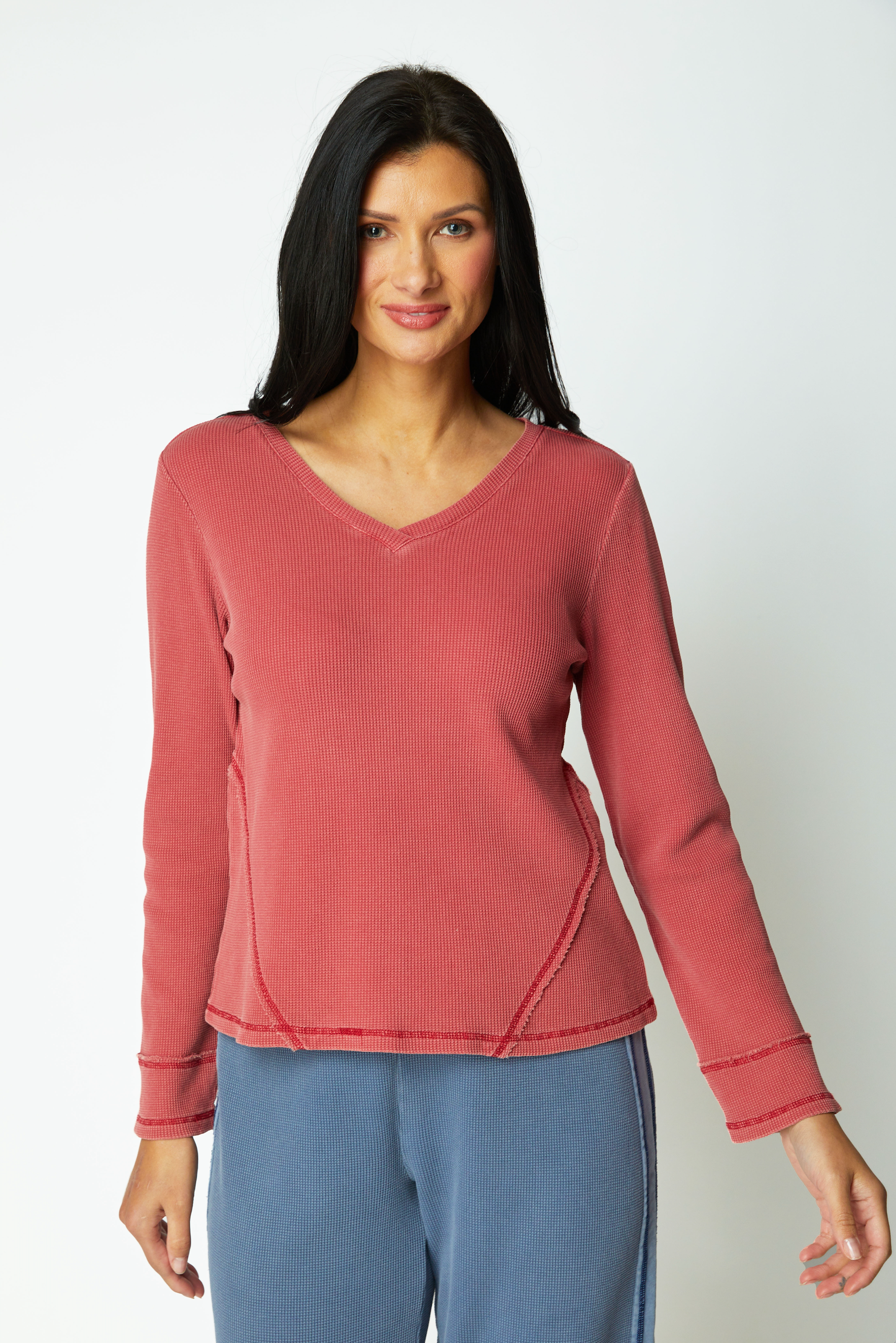 Escape by Habitat shirt 26537, waffle knit v-neck