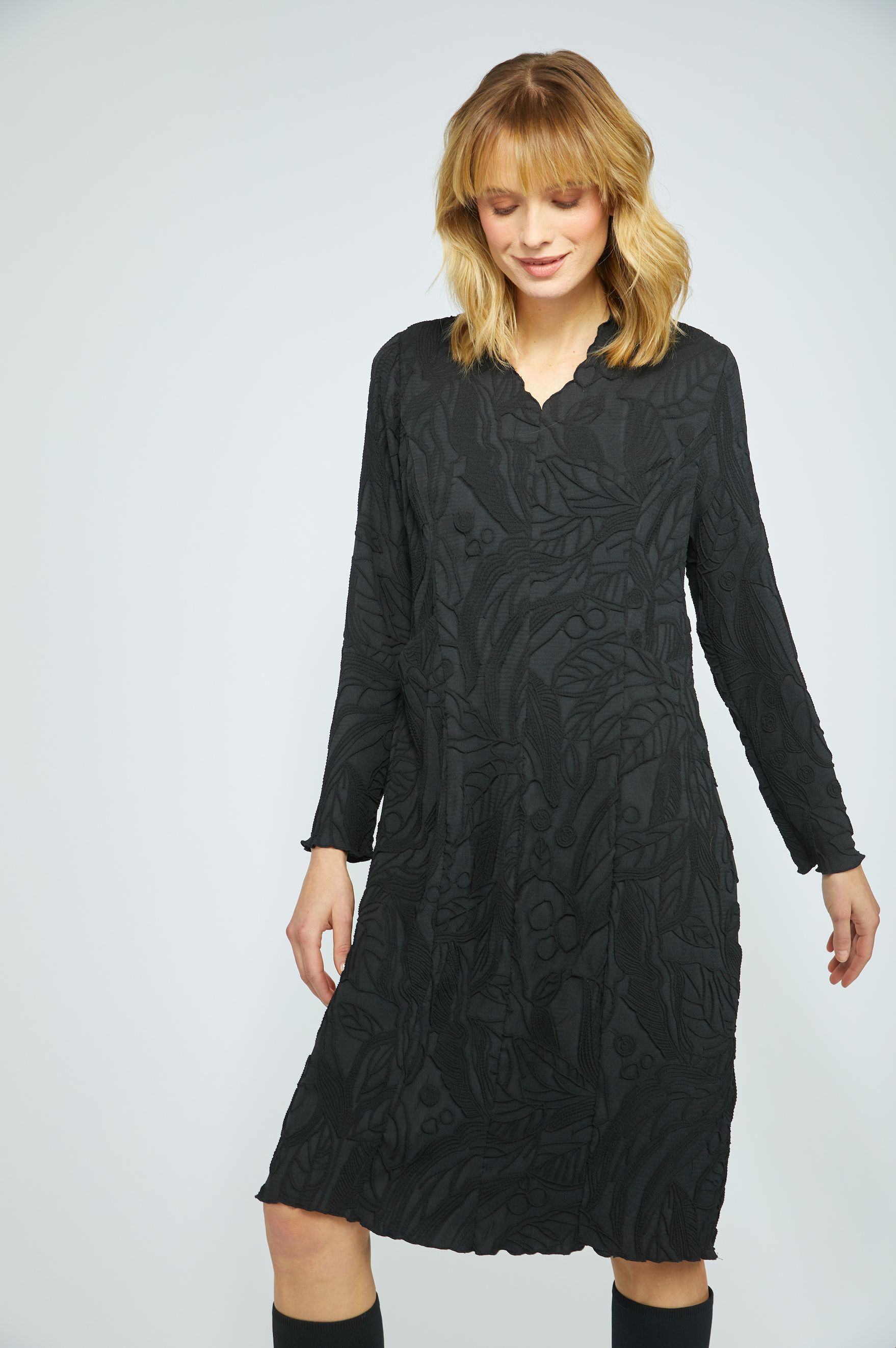 Olivia by Habitat dress 530592, embossed cocoon (2 colors)