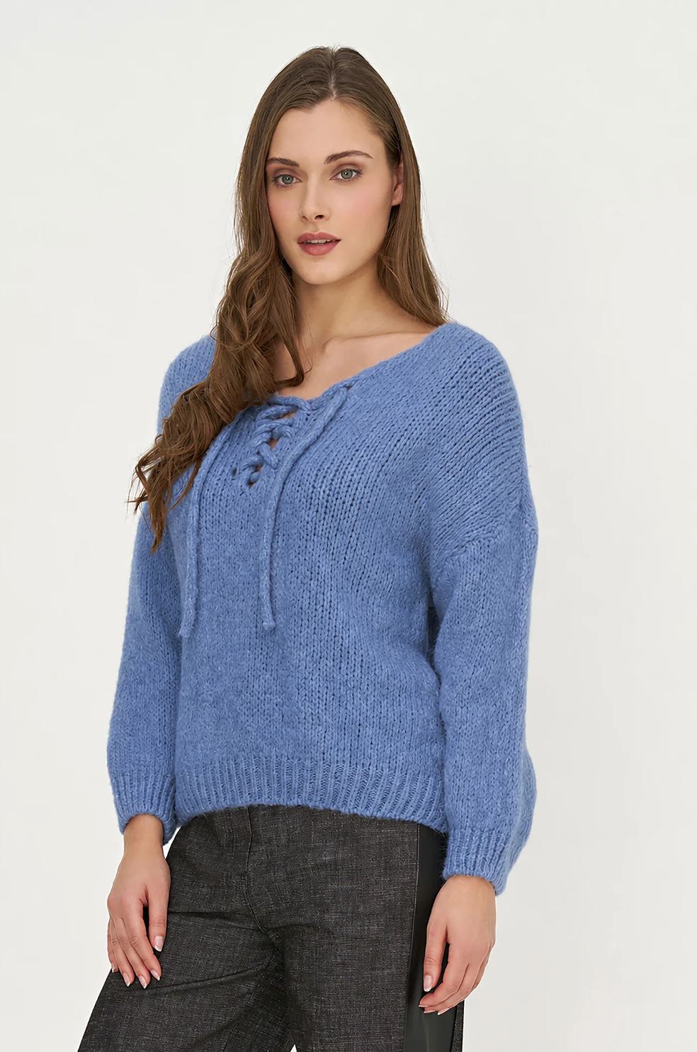 M (Made in Italy) sweater, drawstring henley 33-2570Z
