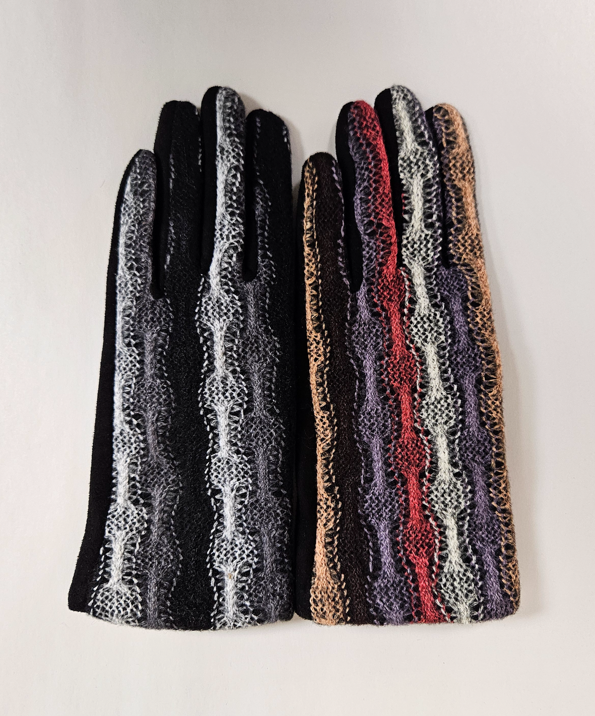 Mademoiselle gloves 9395, vertical weave yarn (2 colors)