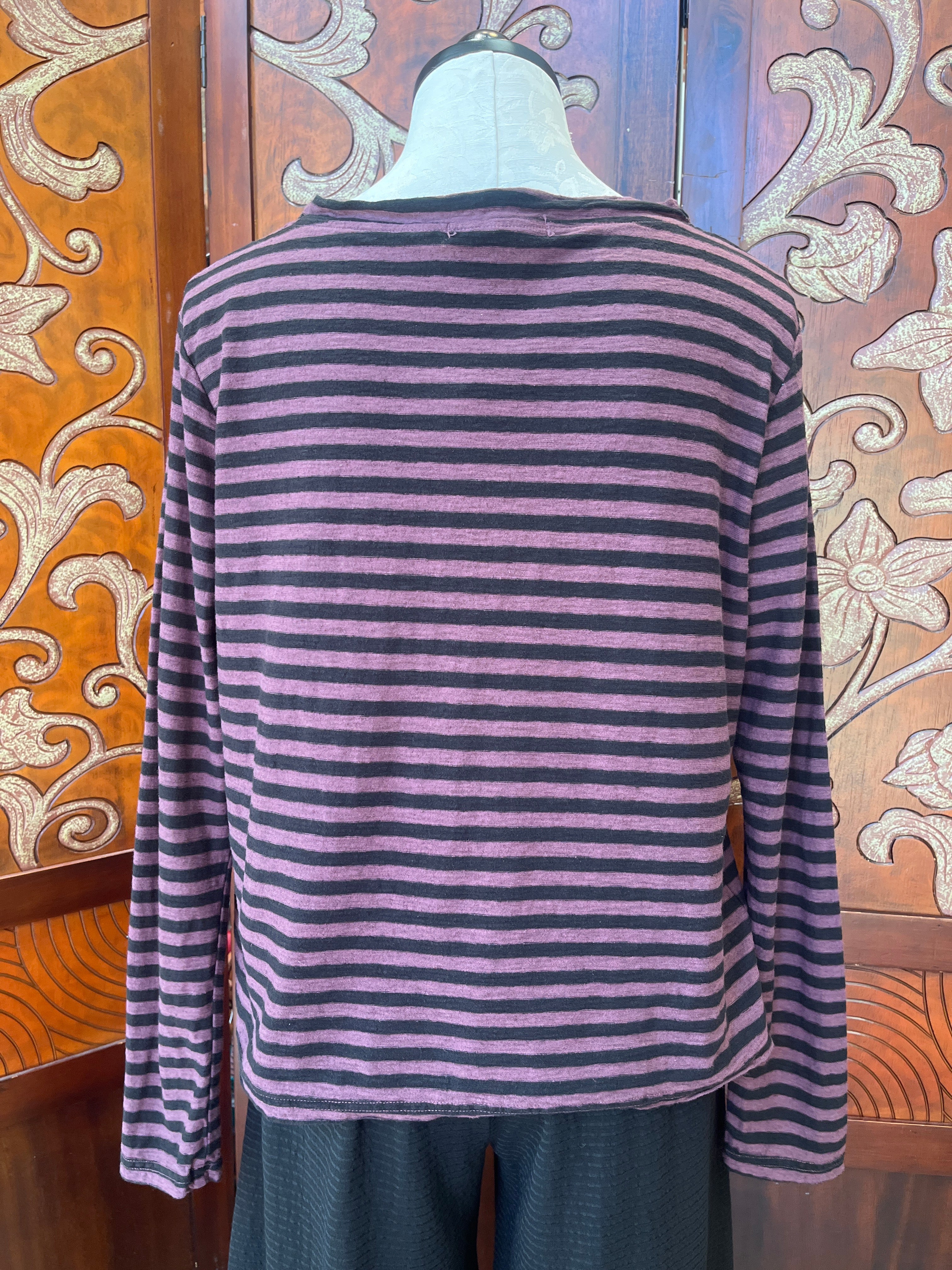 Camiseta holgada con corte delantero, manga corta (6 colores)
