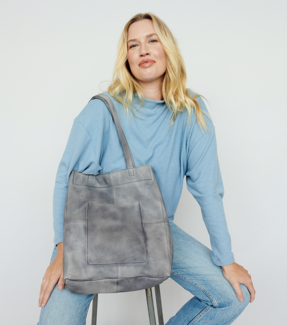 VRUGRA Grey Messenger Bag Finland stylie PU-Leather Ladies purse/Handbag  Grey - Price in India | Flipkart.com