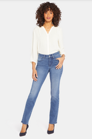 Vaqueros rectos Marilyn de NYDJ (talle medio, cremallera) 7 lavados