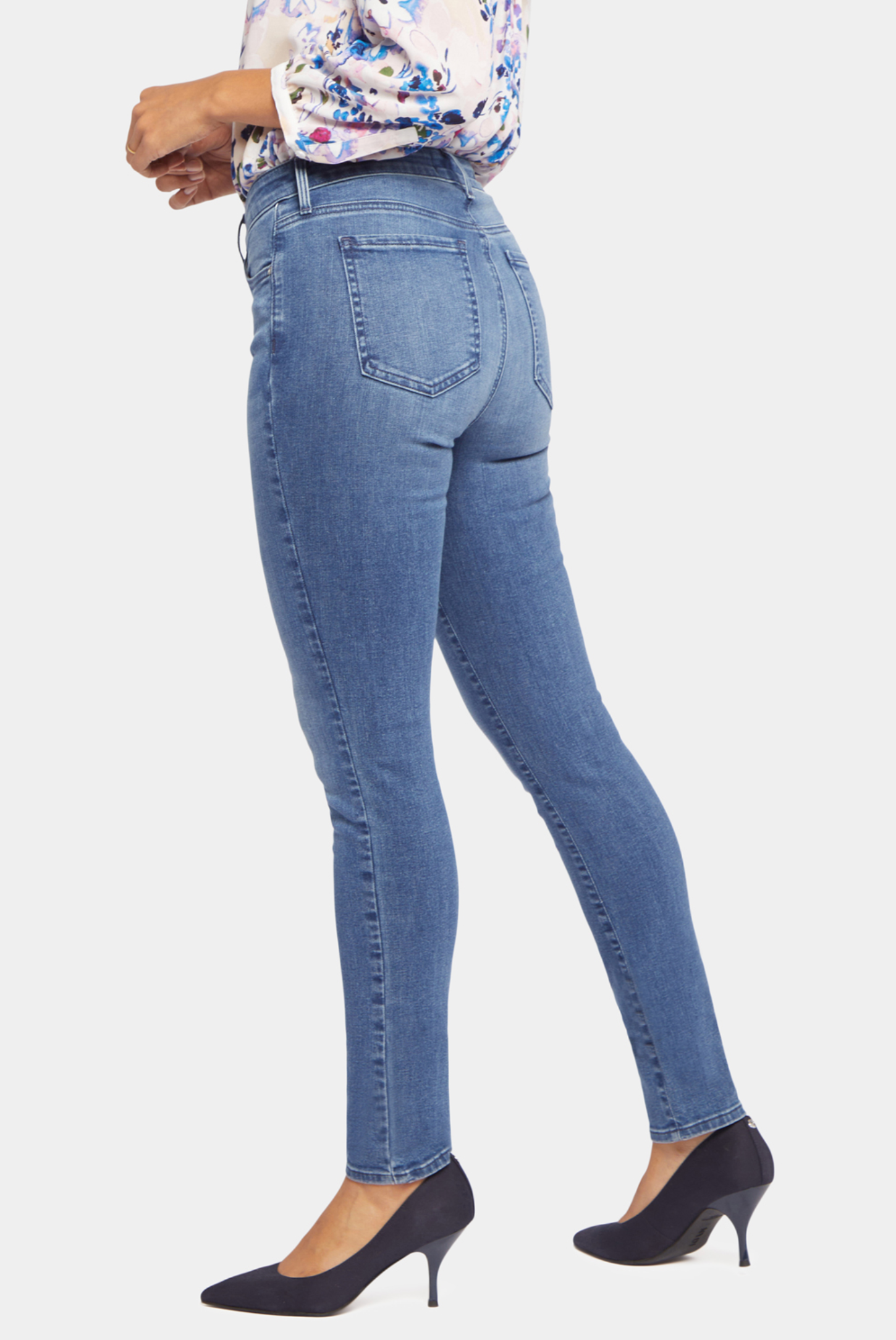 NYDJ Alina skinny jeans SALE Sizes 4, 16