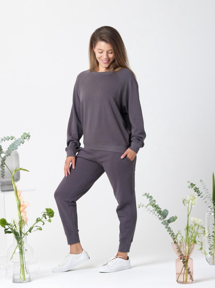 Known Supply Everly pant, organic cotton jogger